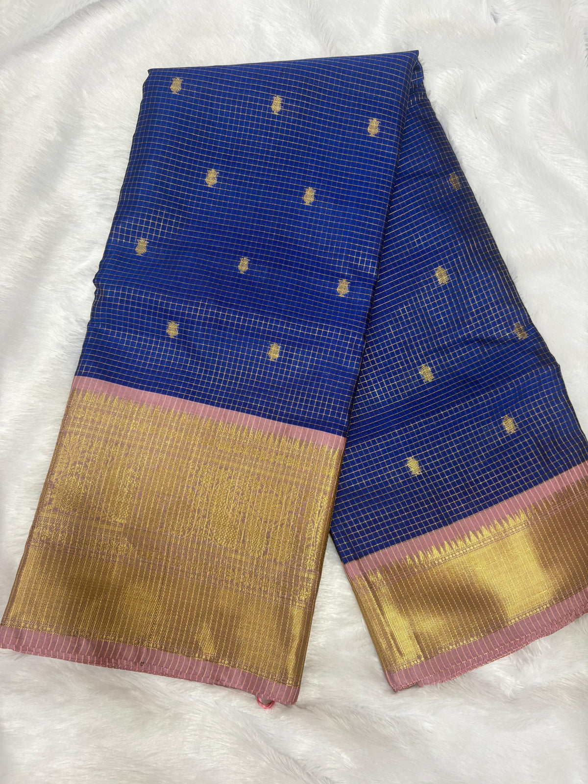 Banarasi Vinatge Cheaks Saree