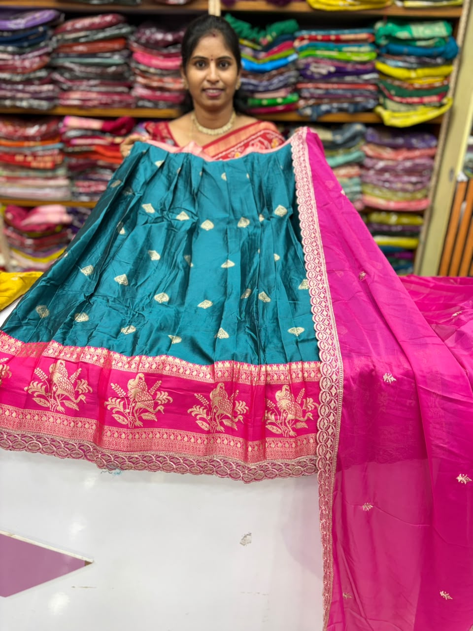 Semi Gadwal Lehanga